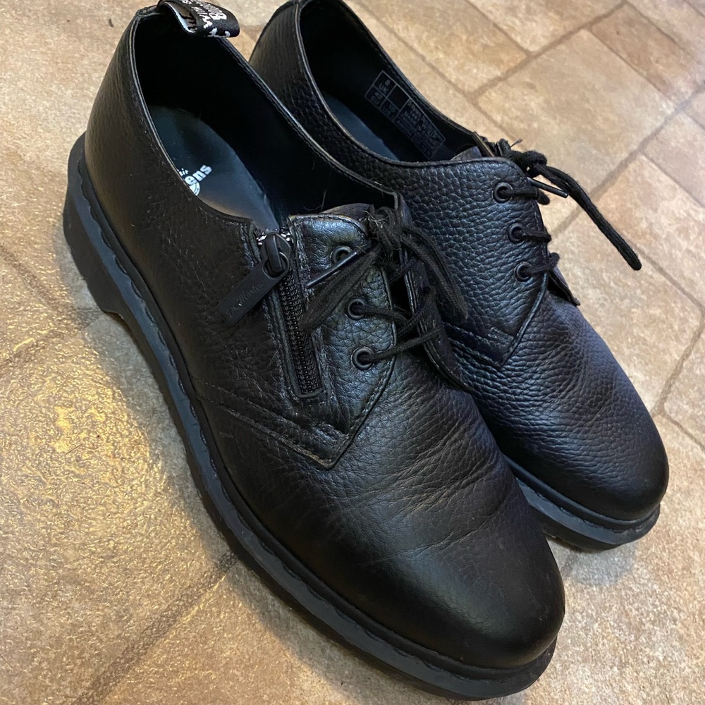 Dr Martens Zip Oxfords